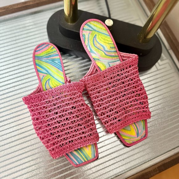 Vintage 1960s Bertlyn Pink Open Toe Mule Slides Sandals Size 6 or 6.5 - Picture 1 of 8